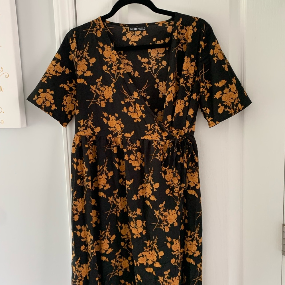 Shein wrap maxi floral dress black tan fall bump friendly maternity - Picture 2 of 13